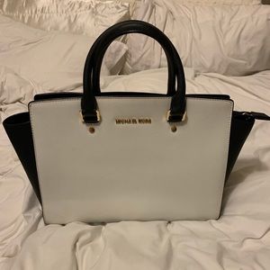 MICHAEL KORS black/white Selma bag